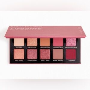 VIOLET VOSS
Berries N' Cream Dreams Eyeshadow Palette